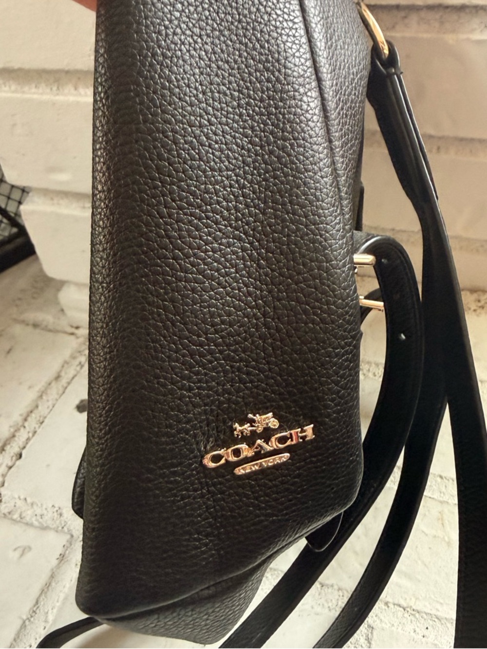 💛 Coach Mini 🖤 Classic Retro Black Leather Drawstring Backpack - Picture 3 of 6